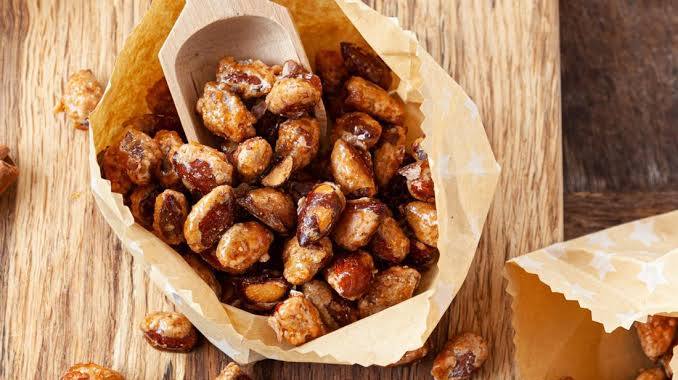 Airfryer gebrannte Mandeln: Weihnachtsmarktgeschmack zum kleinen Preis