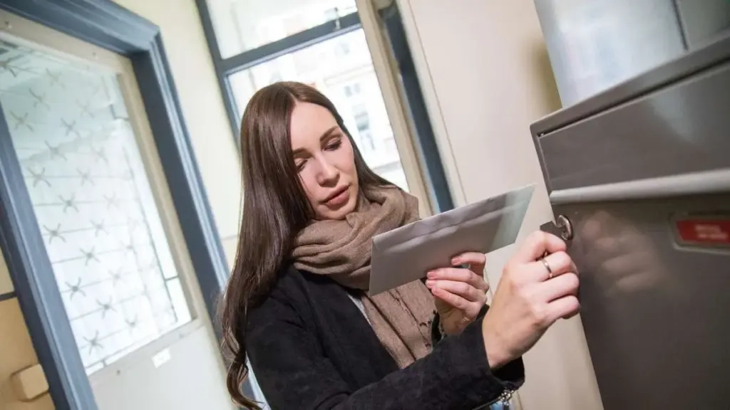 Drei Fehler, die Sie beim gelben DHL-Zettel im Briefkasten 2024 fast Ihre Daten kosten
