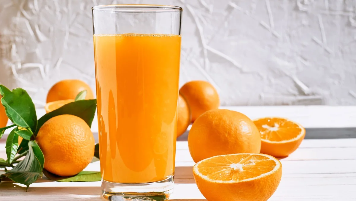 Warum ein einfacher Orangensaft am Wiener Flughafen plötzlich 9 Euro kostet - image 2