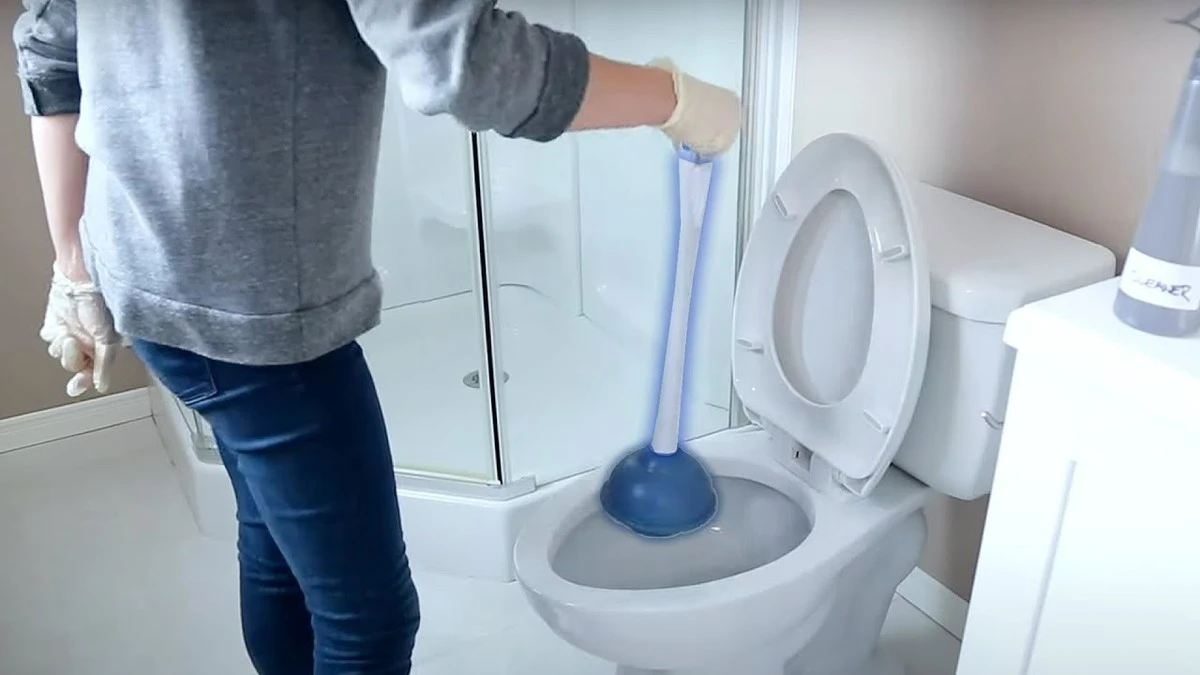 Der Rasierschaum-Trick: Warum dein Bad zum Fensterputz-Geheimnis wird - image 2