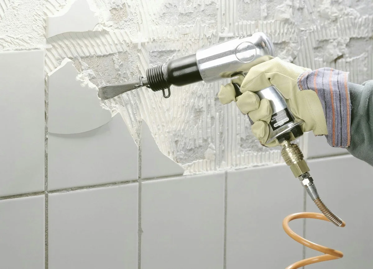Die sanfte Methode: Wie Sie Wandfliesen ablösen, ohne sie zu zerstören – auch ohne Erfahrung - image 2