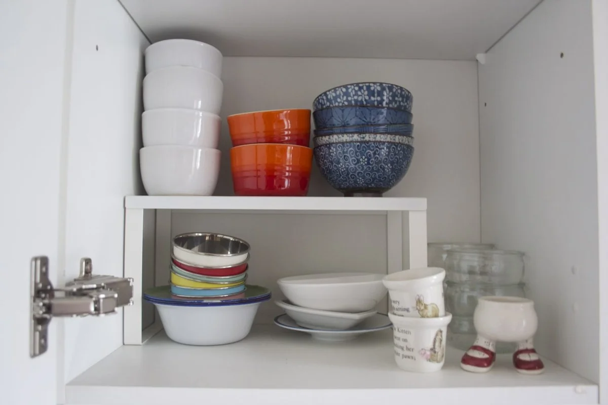 Drei IKEA-Hacks, die Ihren Kühlschrank plötzlich größer wirken lassen - image 1