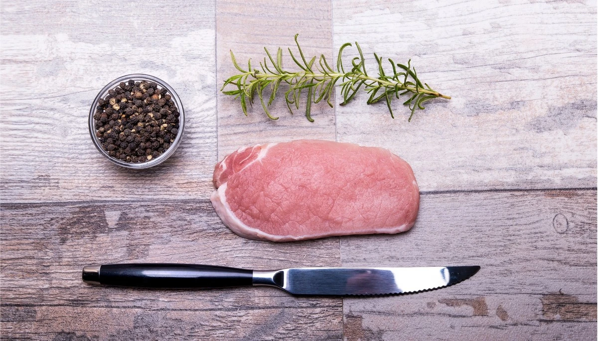 Ein einfacher Trick beim Wurstkauf: Warum die Verkäuferin darauf besteht, diesen einen Schritt zu machen - image 2