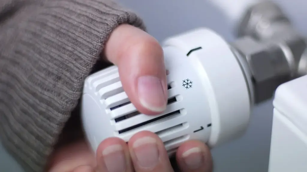 Fünf Tricks, mit denen die Wohnung auch ohne Heizung warm bleibt