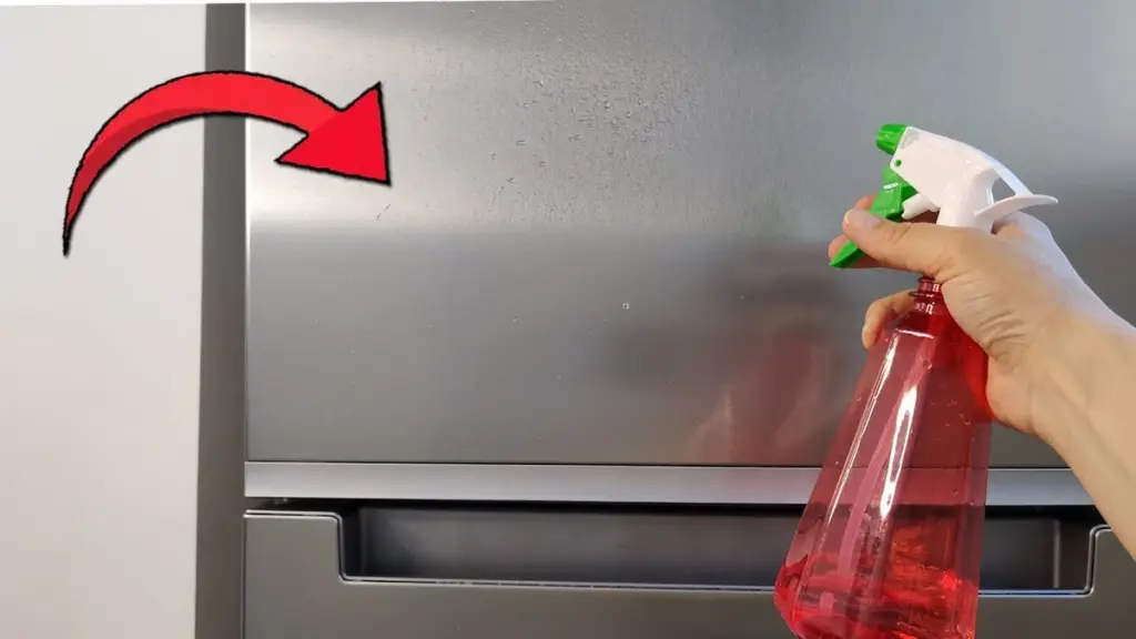 Kratzer am Kühlschrank? Diese 2 Zutaten lassen ihn wie neu aussehen