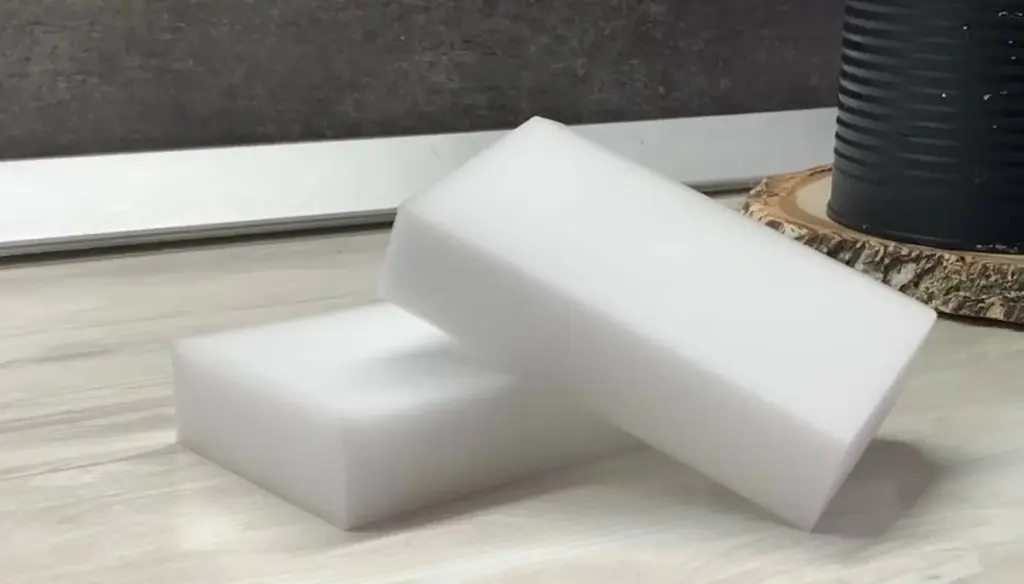 Nachbarin schwört: Darum ersetzt dieser 1-Euro-Schwamm die Hälfte der Putzmittel im österreichischen Haushalt