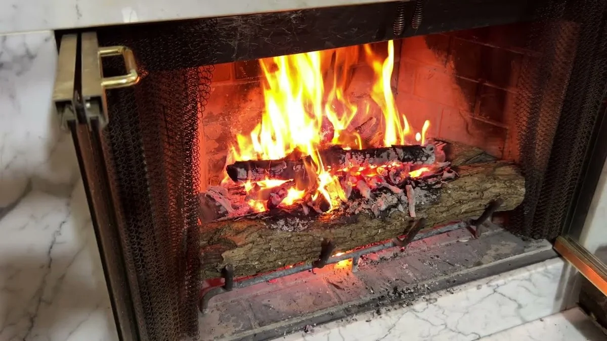 Ofenbauer-Trick: So brennen deine Holzscheite 40% länger – auch bei starkem Frost - image 1