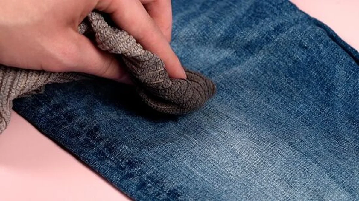 Warum erfahrene Gärtner einen Schwamm auf den Boden des Topfes legen - image 2