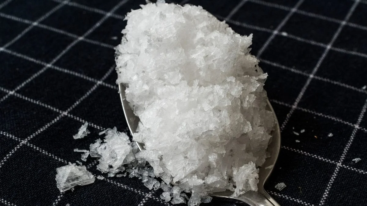 Warum erfahrene Hausbesitzer grobes Salz ins Badezimmer stellen - image 2