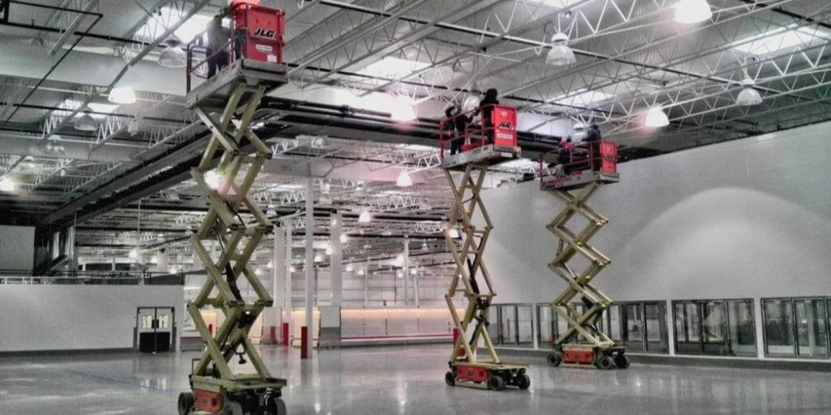 Warum erfahrene Hausbesitzer einen „Greifarm“ für die Deckenlampe kaufen - image 2