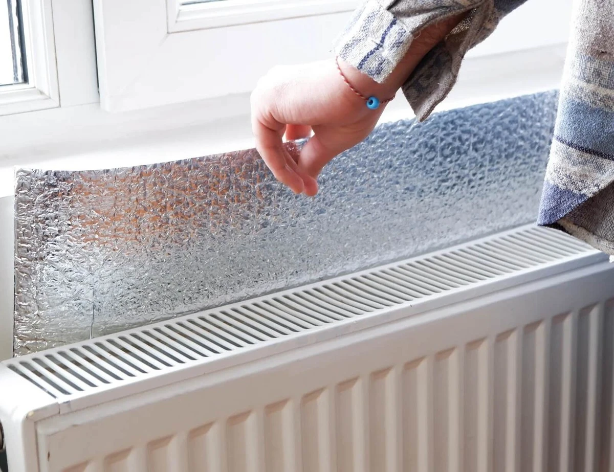 Alufolie hinter der Heizung: Mein Geheimtrick gegen eisige Räume bei -18°C! - image 1