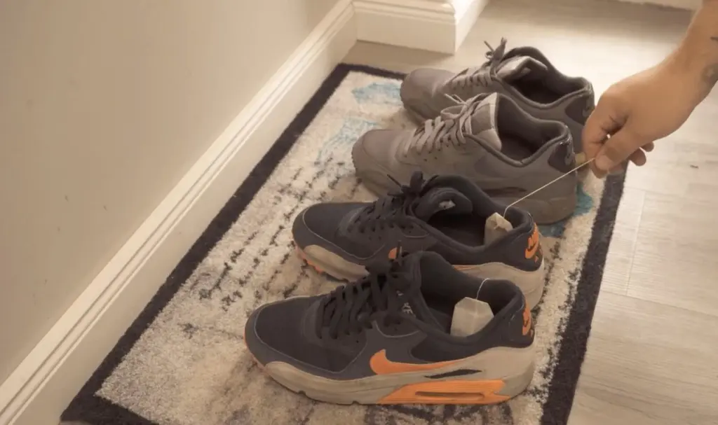 Чайні пакетики у ваших черевиках: неочікуваний секрет свіжості взимку