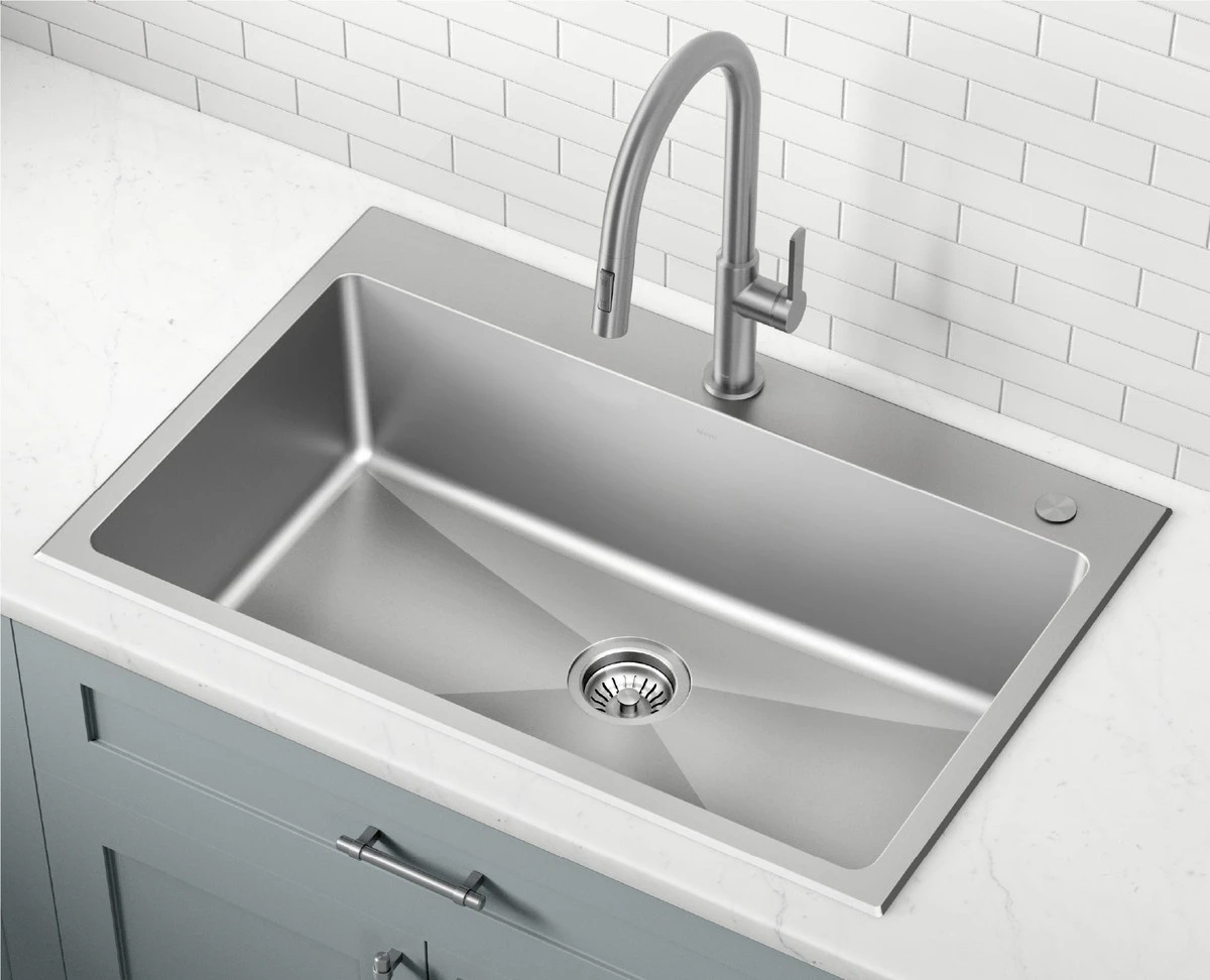 Das eine Hausmittel, das Edelstahl-Spülbecken wieder zum Strahlen bringt - image 2