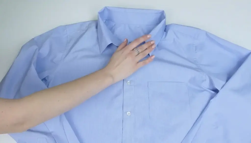 Der Dampf-Trick: Hemden faltenfrei dank kurzer Dusche