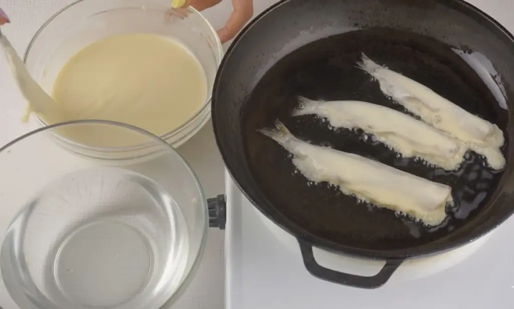 Geruchlos brutzeln: Warum ein Essig-Trick die Küche frisch hält