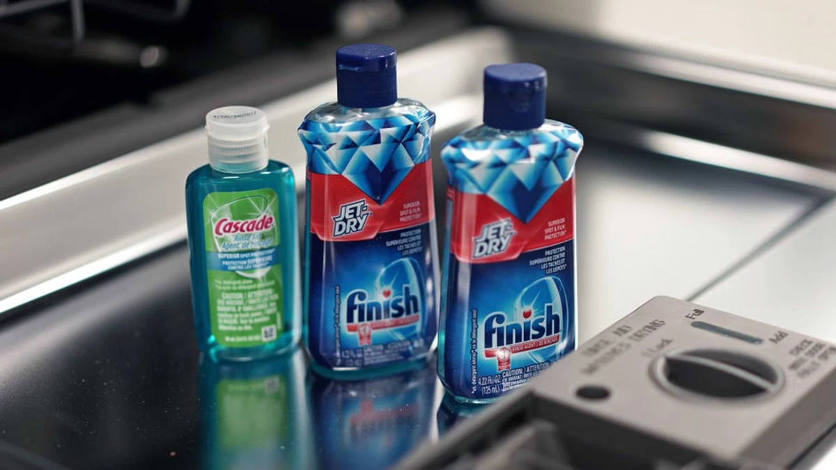 Klarspüler: Die 3 geheimen Anwendungen, die dein Zuhause zum Strahlen bringen - image 1