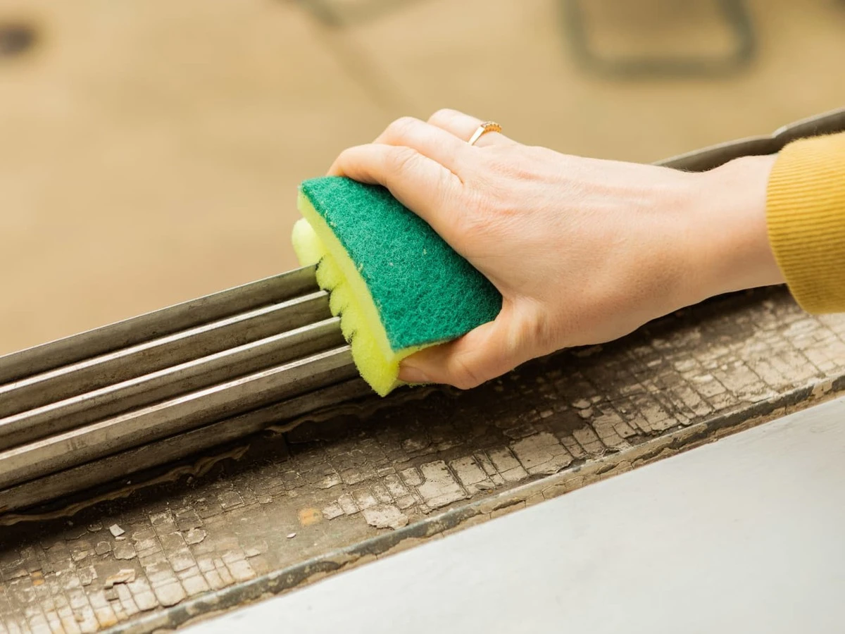 Rasierschaum: Der heimliche Fensterputz-Star aus deinem Badezimmer - image 1