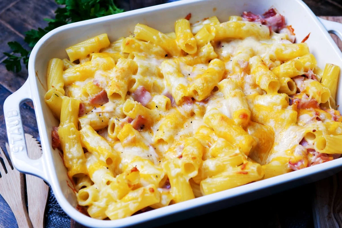 So zauberst du einen mega cremigen Nudelauflauf: Schinken-Schmaus ganz ohne Tütchen-Chaos! - image 1