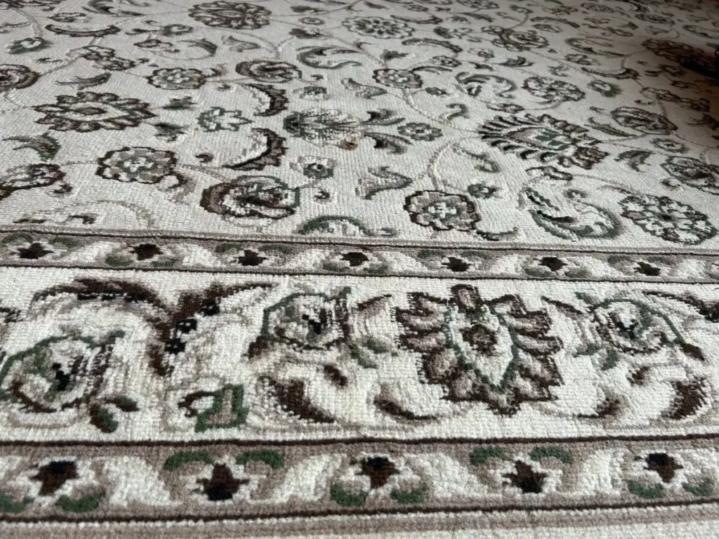 Teppichreinigung: Eine einzige Spülmaschinentablette lässt Ihren Teppich wie neu aussehen