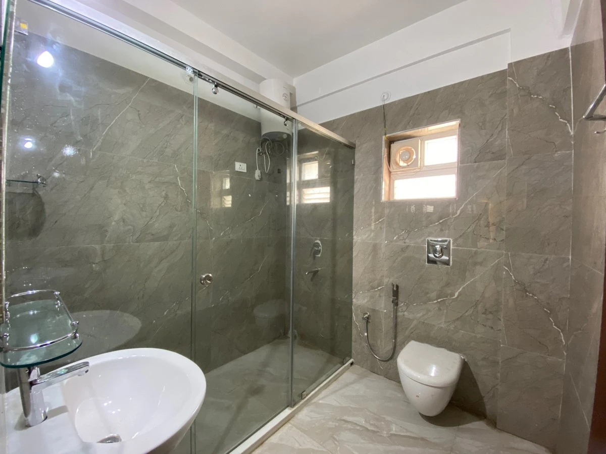 Unsichtbare Entlüftung: So trocknen Sie Ihr Badezimmer stilvoll und funktional – 2-in-1 | Gute Nachrichten - image 2