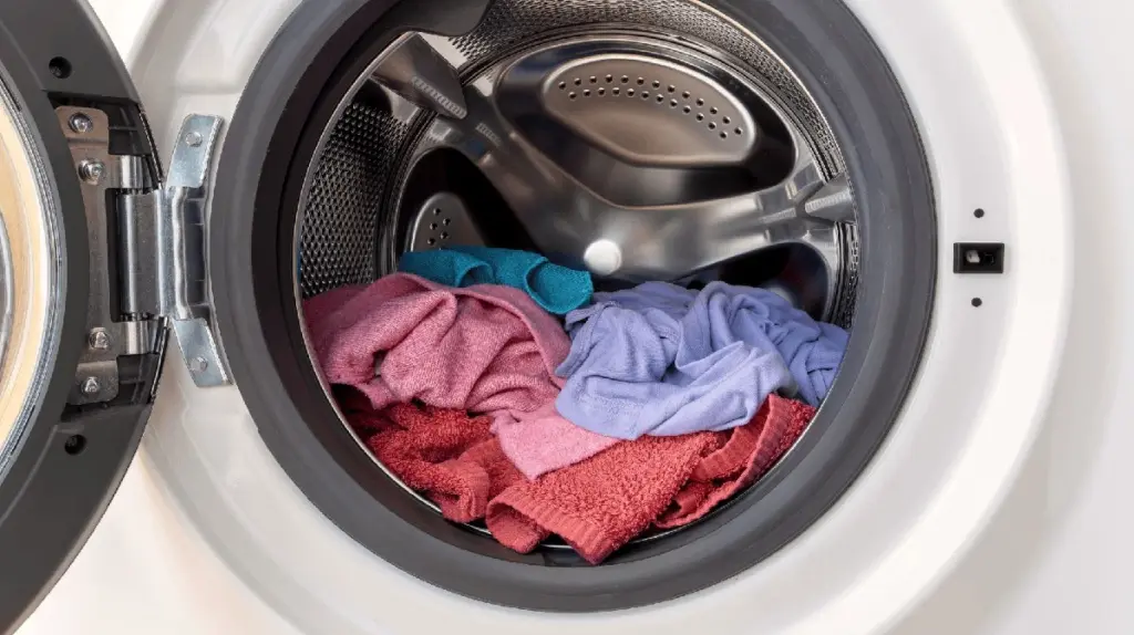 Warum du Putzlappen und Handtücher NIEMALS zusammen waschen solltest (und wann es doch geht)