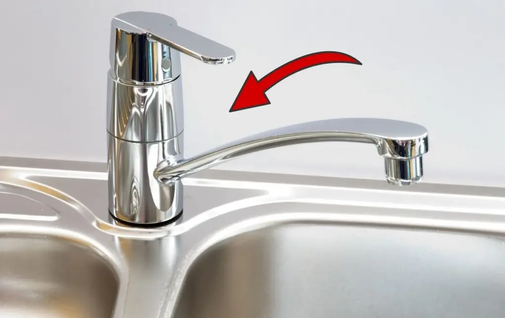 Warum ein €0.01 Trick alte Wasserhähne wieder zum Glänzen bringt