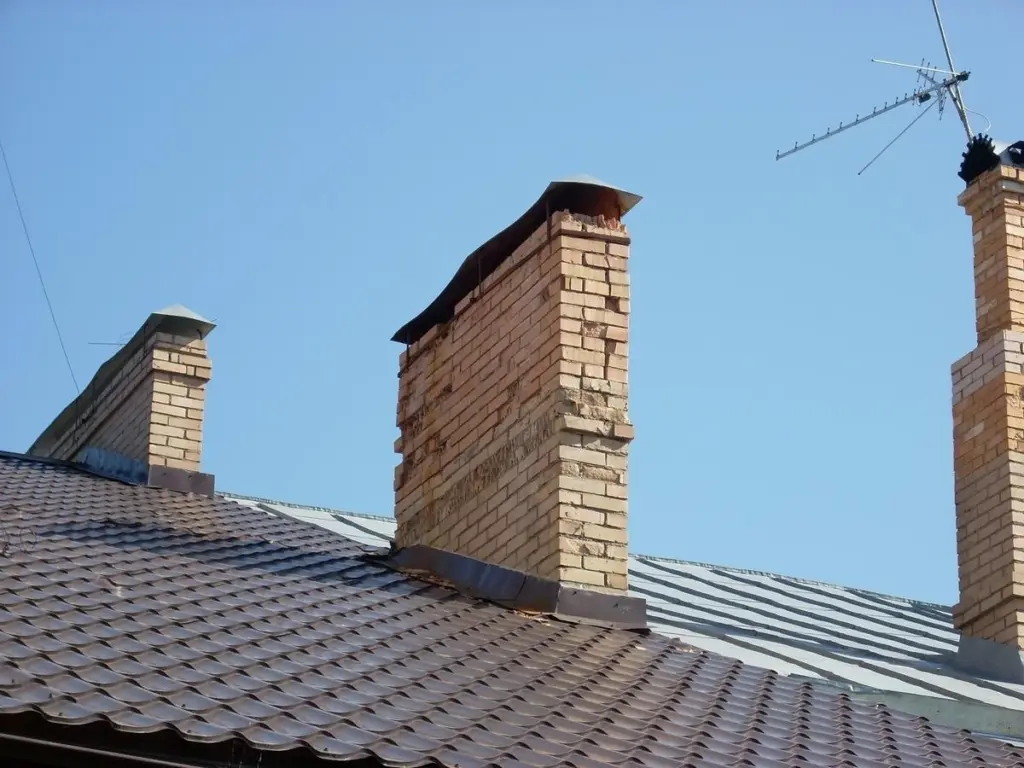 800 гривен за сажу – а я показала їй 1 трюк: чистимо димохід самі й не переплачуємо