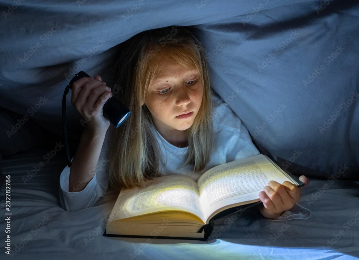 Dieser Thriller von Thalia-Autor Riley Sager hielt mich bis 3 Uhr nachts wach - image 2