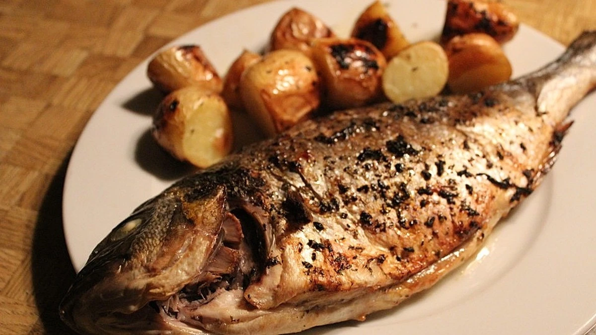 Fisch: 10 Minuten auf der Pfanne statt Ofen – so wird er saftiger als je zuvor - image 1