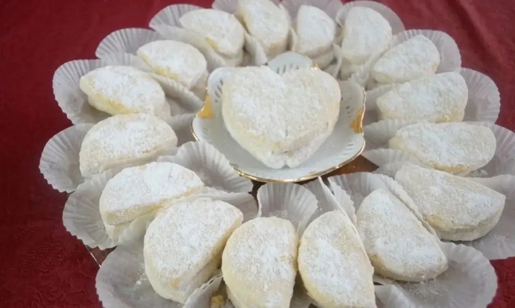 Geheime Keks-Formel meiner armenischen Urgroßmutter: Nur 5 Zutaten, zergeht auf der Zunge & ganz ohne Eier!