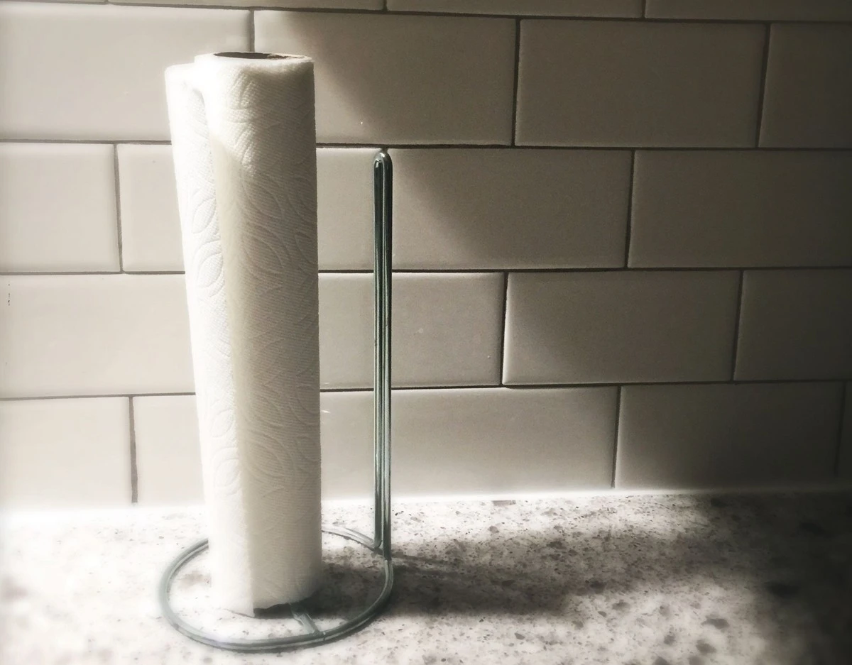 Küchenrollenhalter im Schlafzimmer: Mein genialer Trick für perfekt sortierten Schmuck - image 2