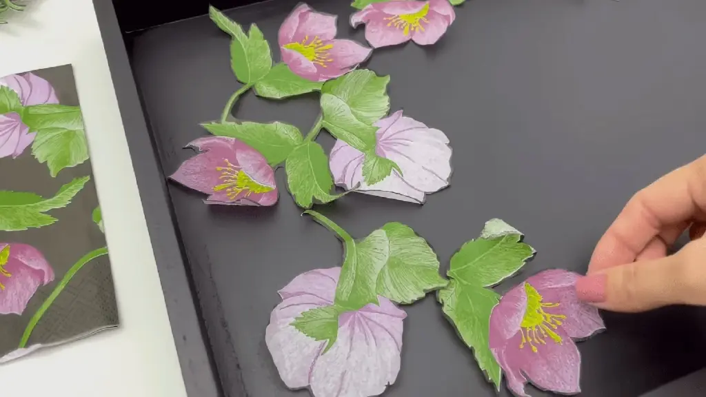 Papierhandtücher statt Tapete: Die clevere DIY-Lösung für Wände