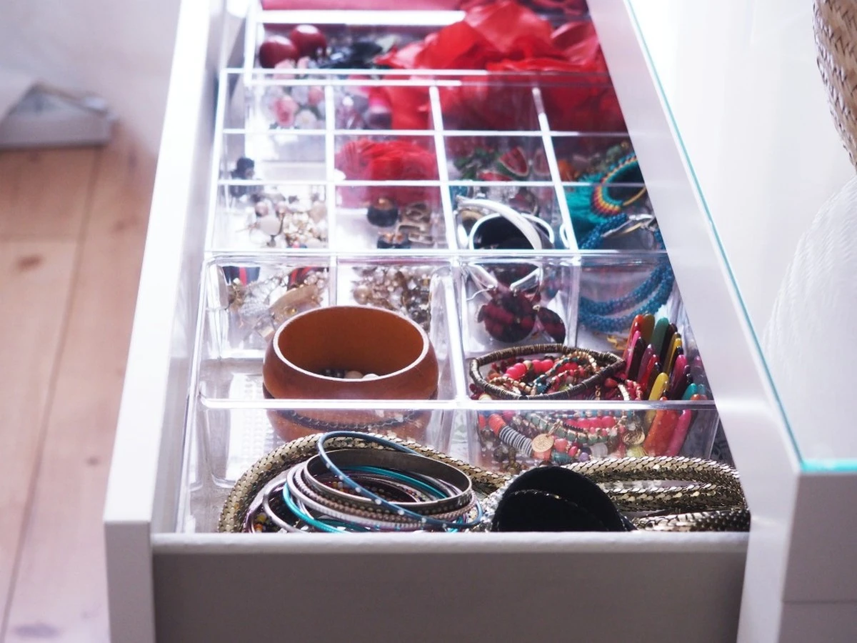 Warum ein Küchenrollenhalter mein Schlafzimmer verwandelt hat - image 2