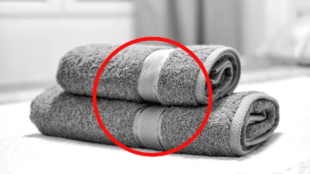 Warum Handtuch-Bordüren wirklich da sind: Ein Design-Element mit versteckten Nachteilen