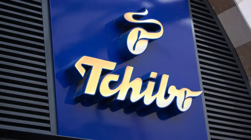 Zehn Euro für ein fugenloses Paradies: Dieses Tchibo-Gadget macht Terrace-Schrubben zum Kinderspiel